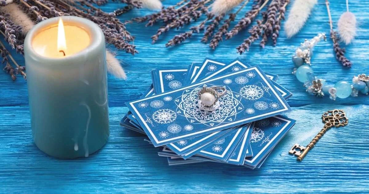 12 znaków zodiaku na 12.02.2026: Tarot ujawnia, co przyniesie dzień