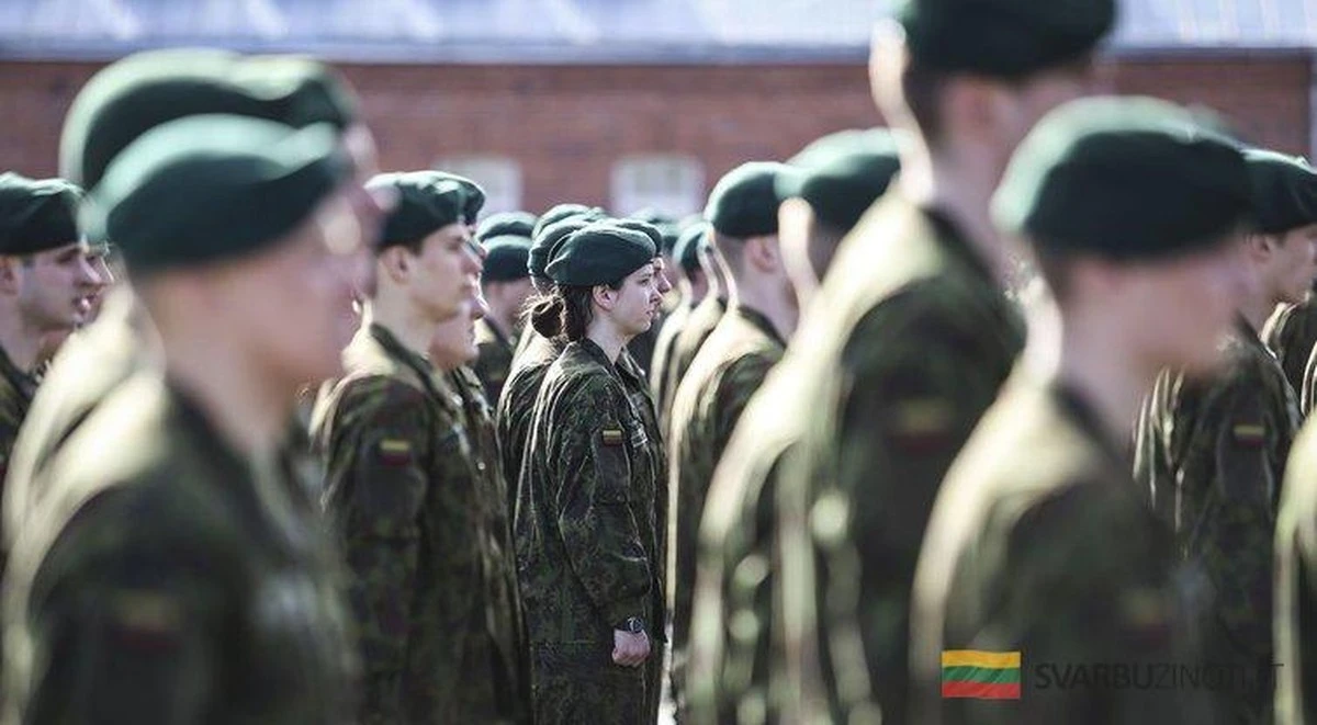 Kobiety do wojska: 3 niepokojące kwestie, które eksperci chcą poruszyć