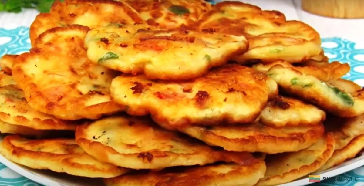 Najszybsze i najsmaczniejsze placuszki z ciasta na kefirze. Dzieci pokochają je na drugie śniadanie!