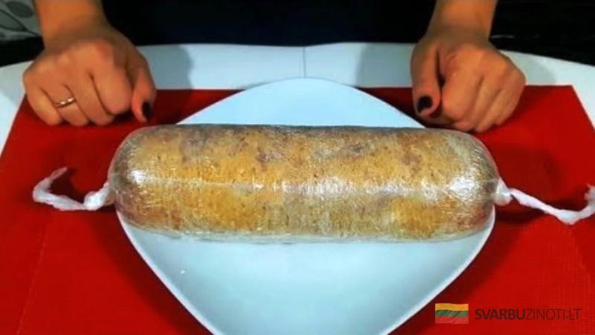Zapomnij o sklepie! Domowa kiełbasa drobiowa z tych składników zachwyci Cię smakiem.